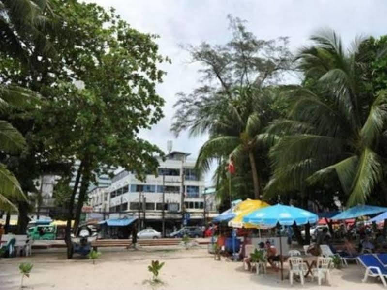 Patong Beach Bed And Breakfast Eksteriør billede